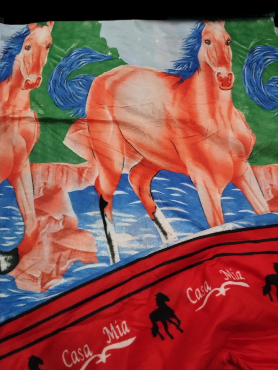 Stylish Horse Print 6├â┬ù5 Bedsheet for Bedroom Decor