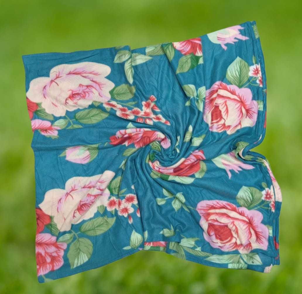 6├â┬ù5 Beautiful Multicolour Anemone Roses Digital Printed Bedsheets