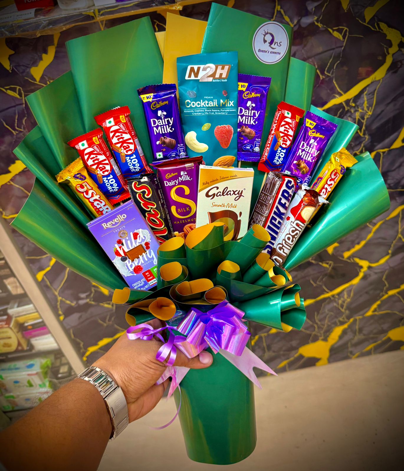 The "Ultimate Gourmet" Snack Bouquet