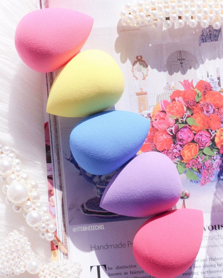 4 Pc of Mini Makeup Beauty Blender Sponge Set